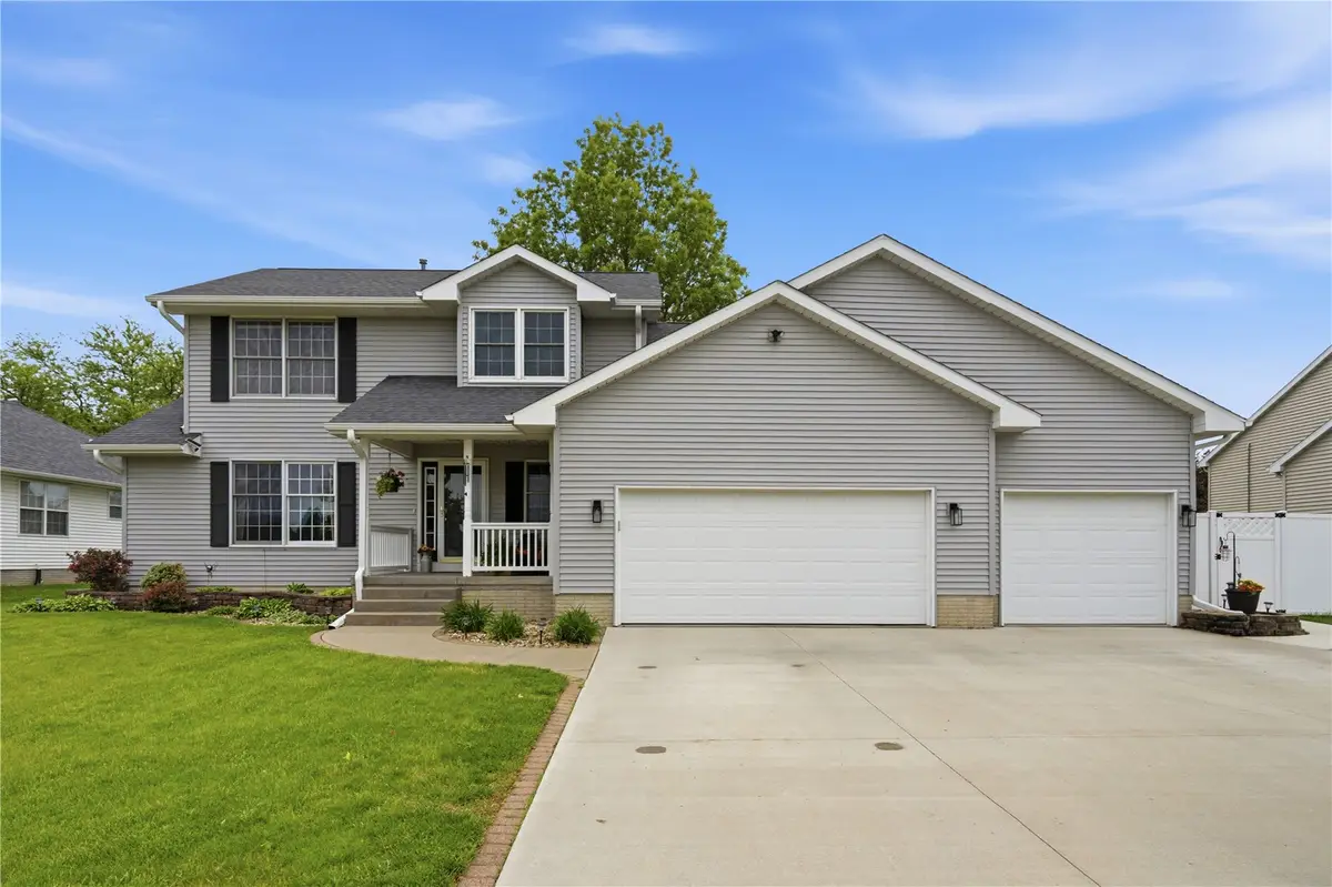 1415 Lyndhurst Drive, Hiawatha, IA 52233 - #1