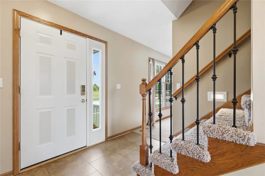 1415 Lyndhurst Drive, Hiawatha, IA 52233 - #3