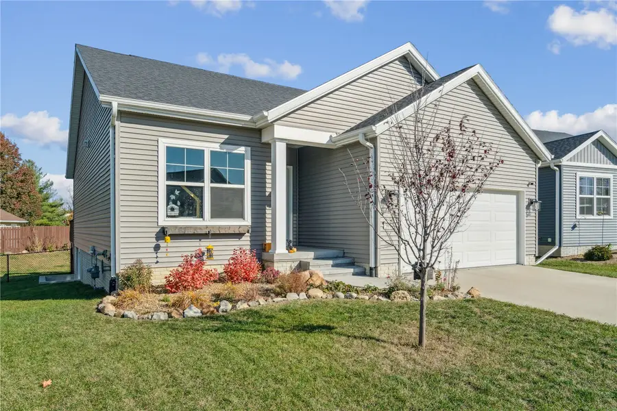 9014 Grand Oaks Drive Ne, Cedar Rapids, IA 52402 - #2