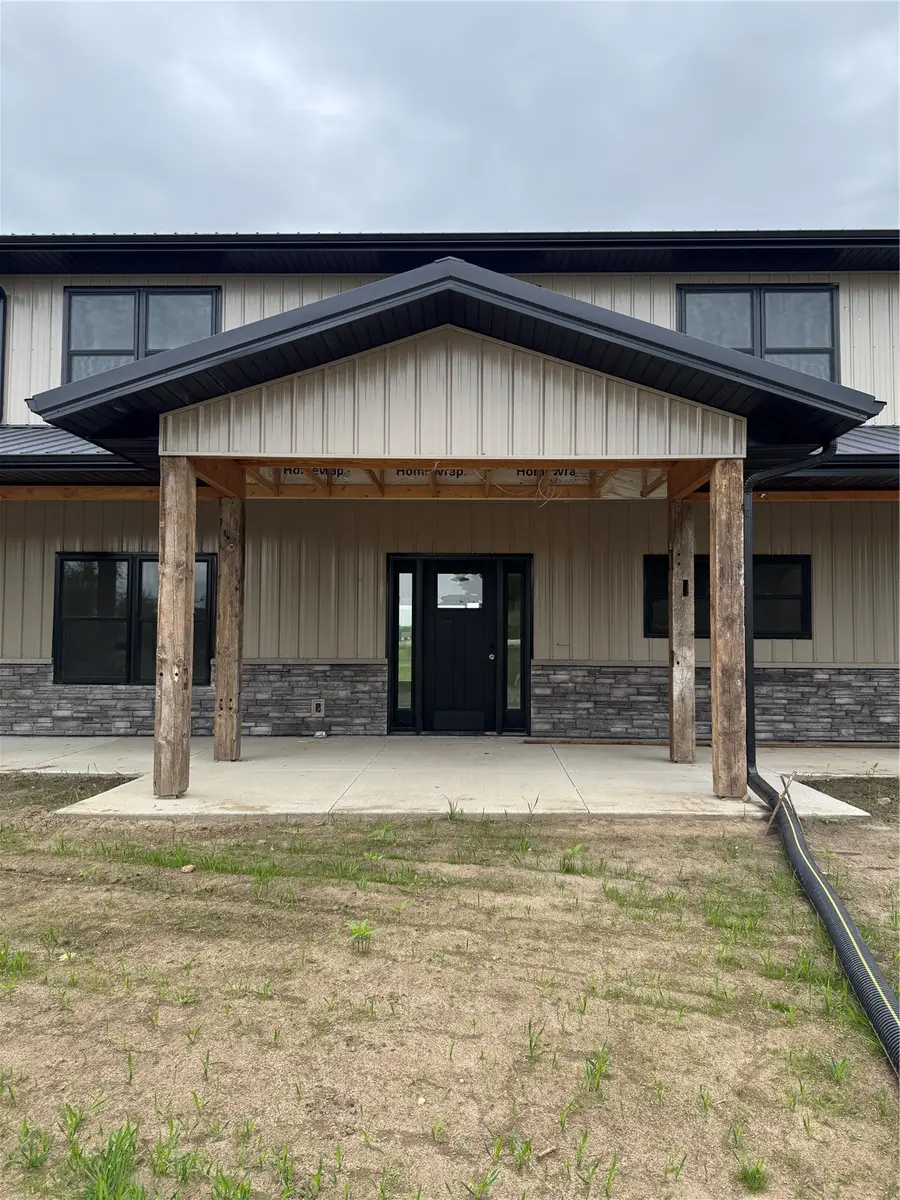 21561 80th Street, Martelle, IA 52305 - #2