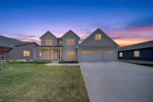 1700 Green Oak Pass, Tiffin, IA 52340