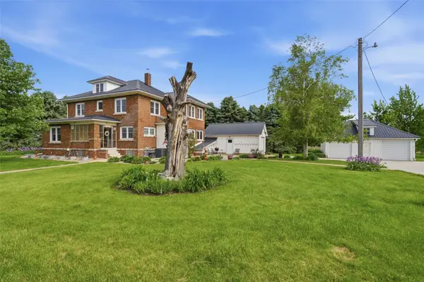 15736 120th Avenue, Monticello, IA 52310