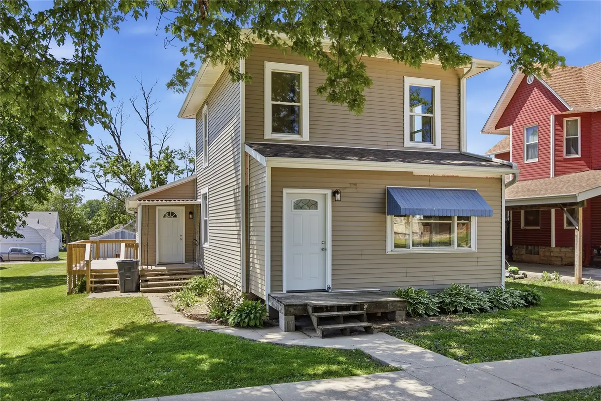 310 5th Avenue, Clarence, IA 52216 - #1