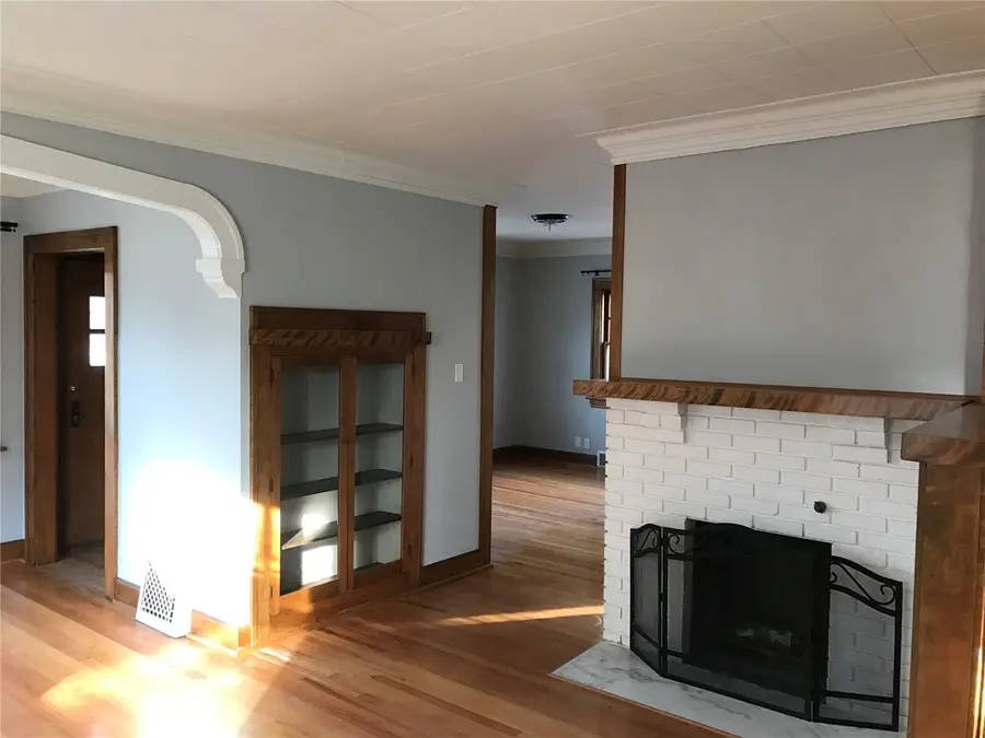 1919 8th Avenue Se, Cedar Rapids, IA 52403 - #2