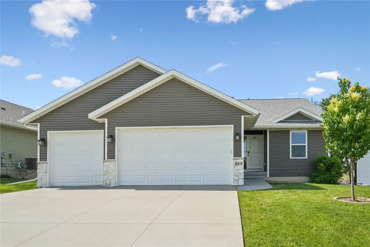 453 68th Avenue Sw, Cedar Rapids, IA 52404 - #1