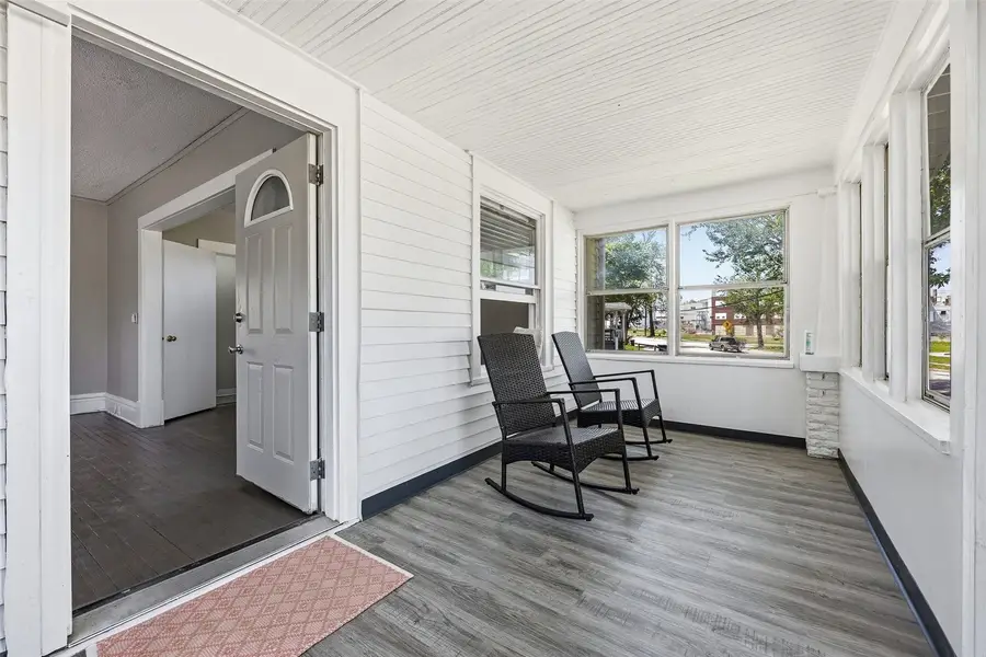 1330 C St Sw, Cedar Rapids, IA 52404 - #3