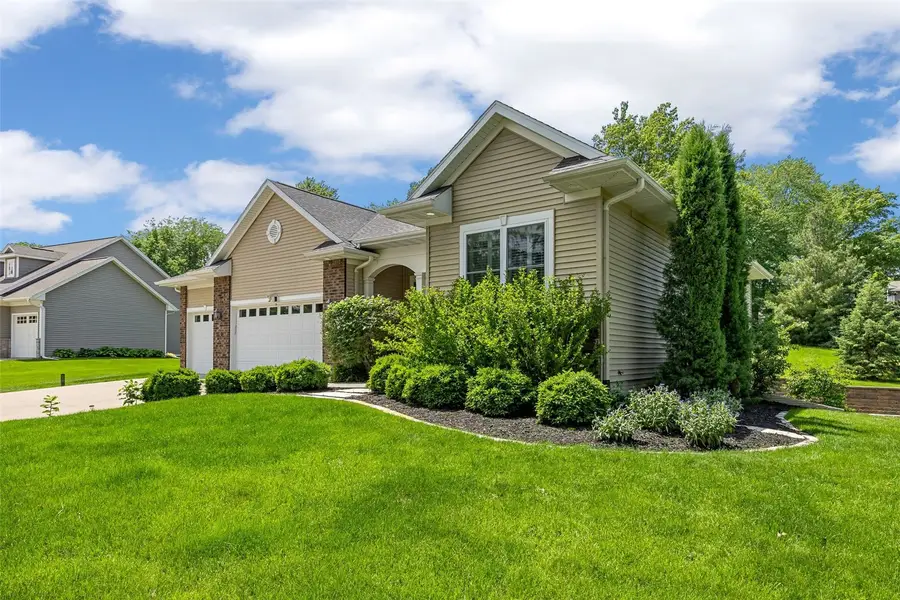 1506 Brown Deer Road, Coralville, IA 52241 - #3