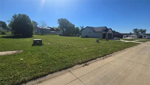820 Rogers Ln Lot #12, Center Point, IA 52213