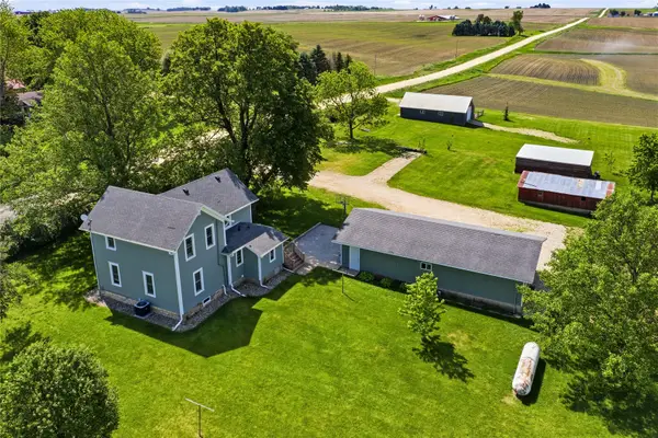 15403 140th Avenue, Monticello, IA 52310