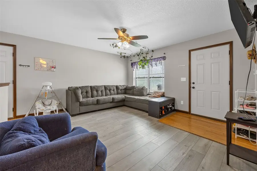 423 10th Street Nw, Cedar Rapids, IA 52405 - #3