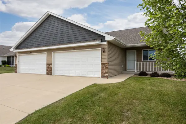 4422 Calder Drive, Marion, IA 52302