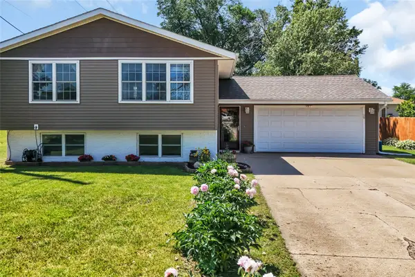 731 Main Street, Fairfax, IA 52228