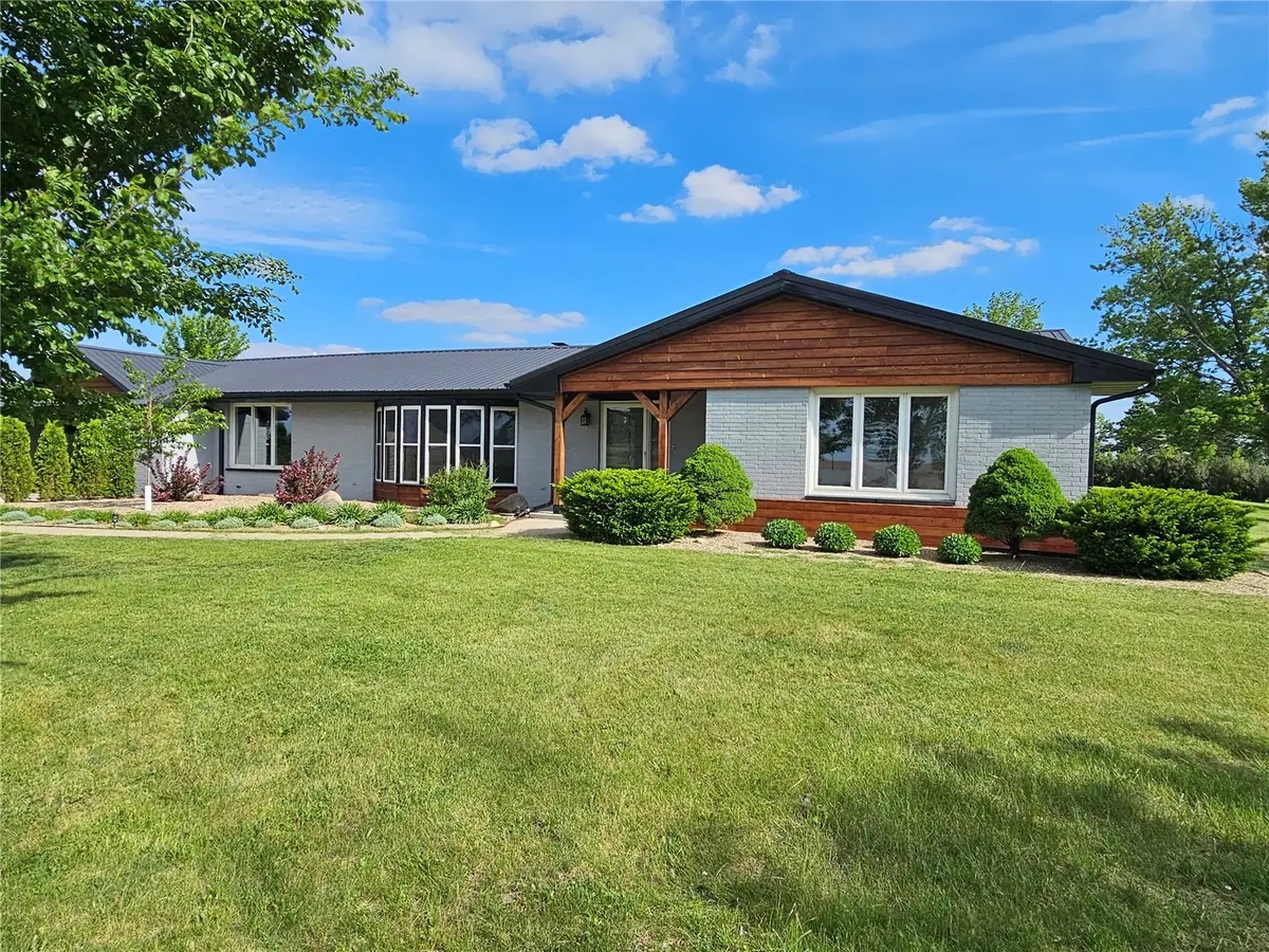 1212 Dubuque Road, Marion, IA 52302 - #1