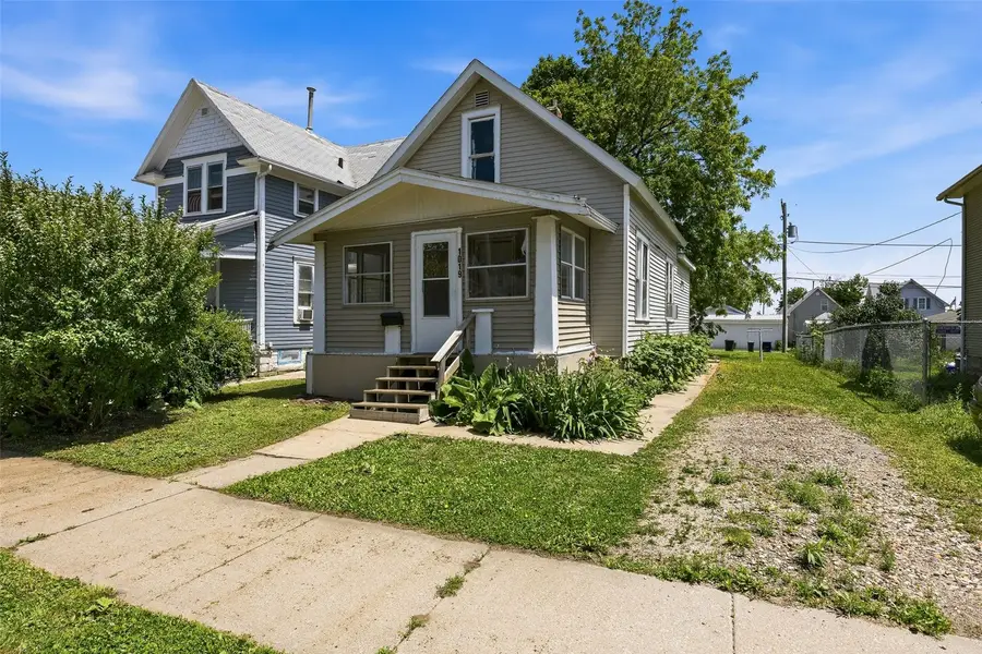 1019 10 Street Sw, Cedar Rapids, IA 52404 - #2