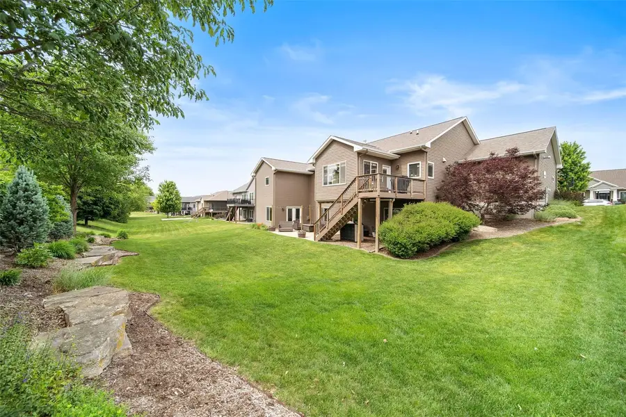 617 Majestic Oak Ridge, Solon, IA 52333 - #2