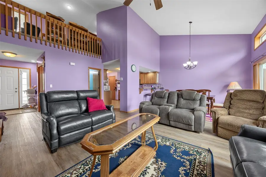3502 Stoneview Circle Sw, Cedar Rapids, IA 52404 - #3
