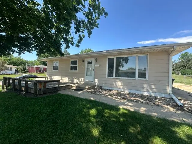 1640 Daleview Drive, Marion, IA 52302 - #1