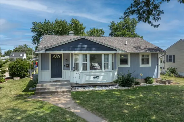 1675 9th Street Nw, Cedar Rapids, IA 52405