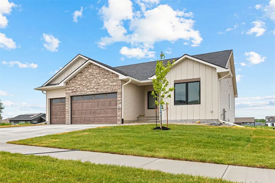650 17th Avenue Sw, Mount Vernon, IA 52314 - #2