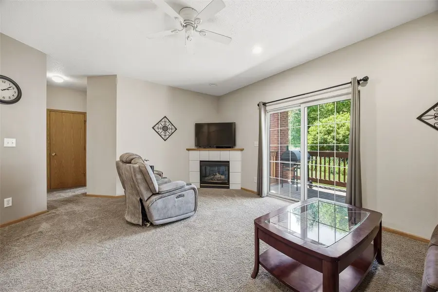 2272 Holiday Road #606, Coralville, IA 52241 - #3