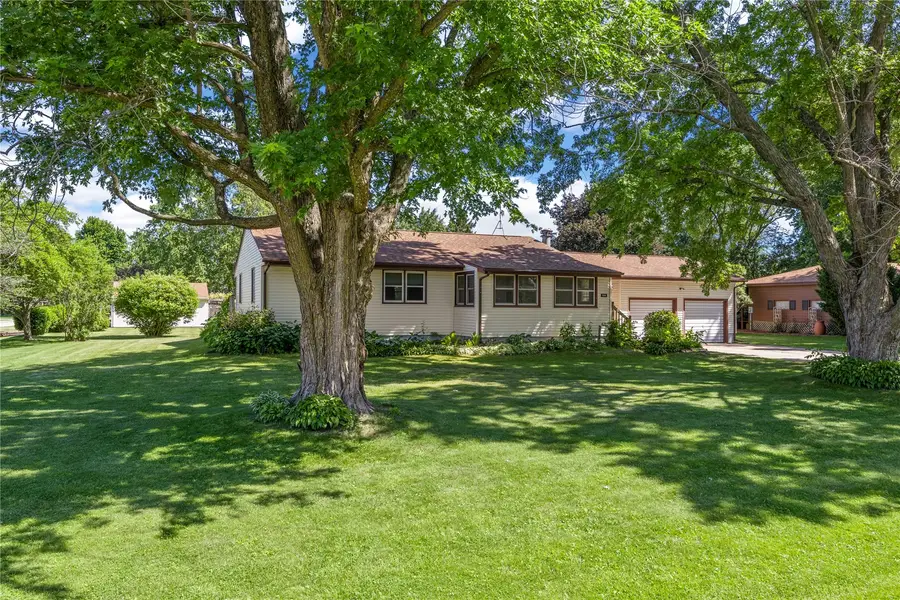 804 31st Avenue, Middle Amana, IA 52307 - #3
