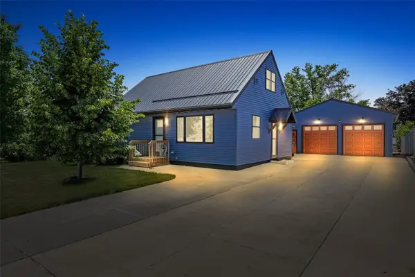 2038 26th Street Sw, Cedar Rapids, IA 52404
