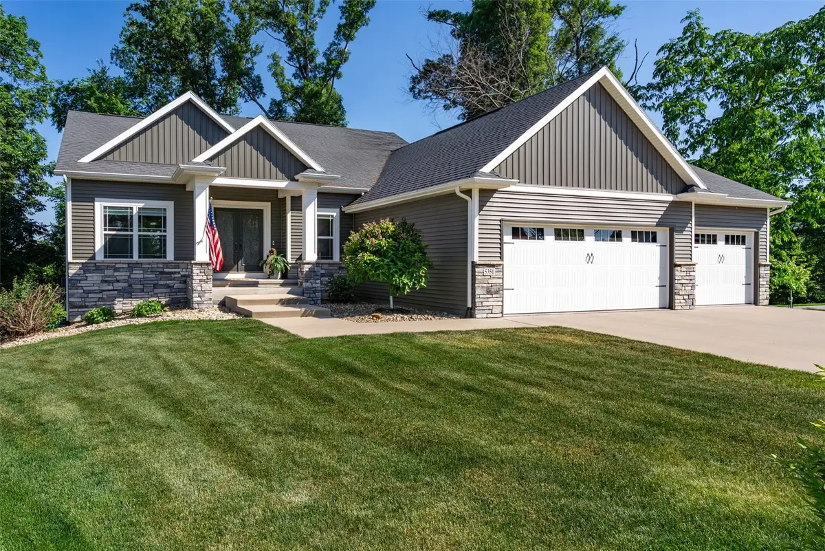5351 Wild Rye Court Se, Cedar Rapids, IA 52403 - #1