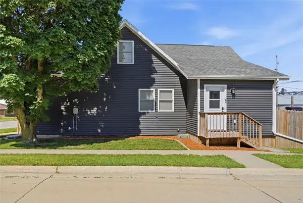 502 3rd Street, Victor, IA 52347