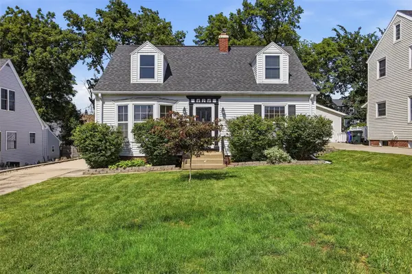 424 Dunreath Drive Ne, Cedar Rapids, IA 52402