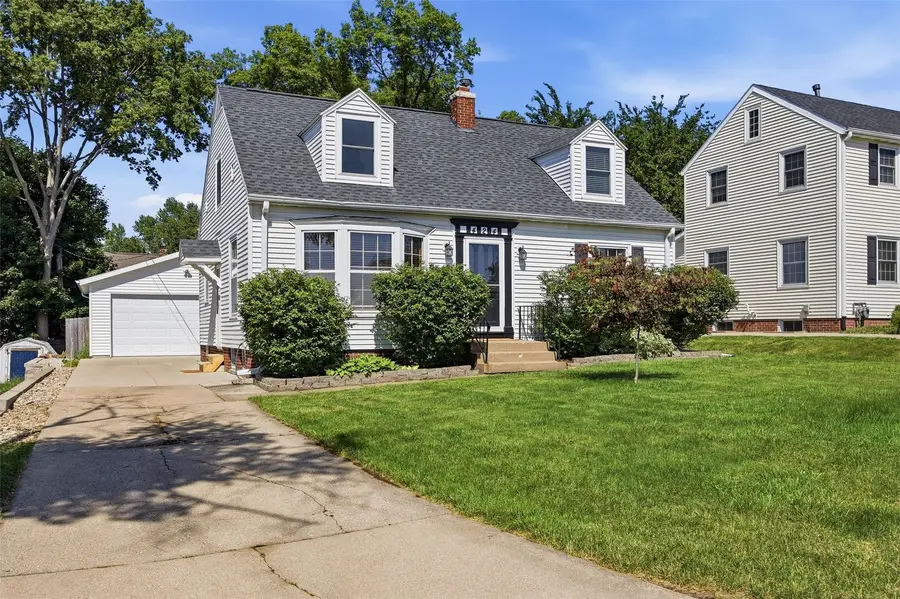 424 Dunreath Drive Ne, Cedar Rapids, IA 52402 - #2