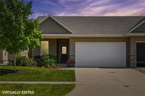 465 2nd Street, Fairfax, IA 52228