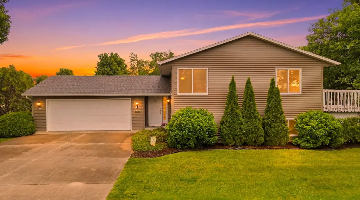 2905 G Street, Amana, IA 52203 - #1