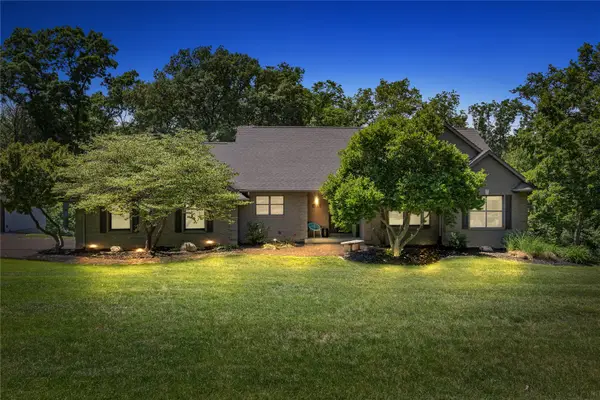 4000 Mehaffey Lane Ne, Solon, IA 52333