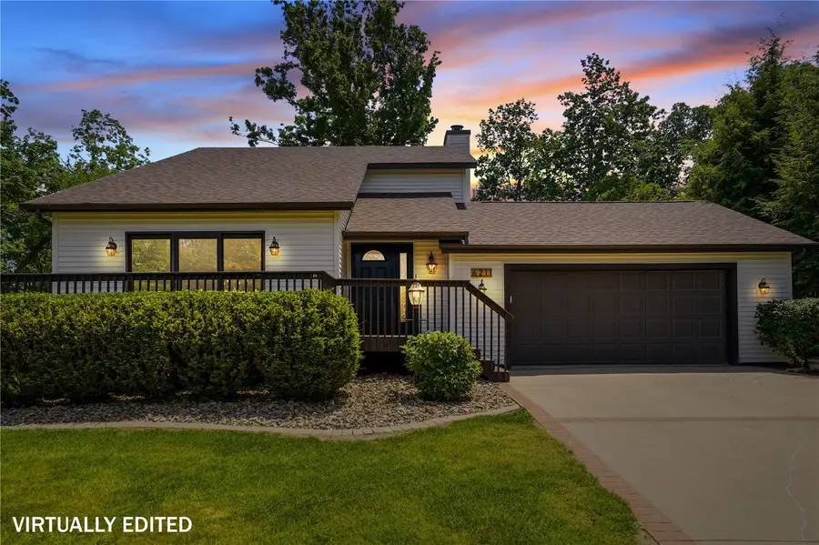 6211 Arapahoe Drive Ne, Cedar Rapids, IA 52411 - #2
