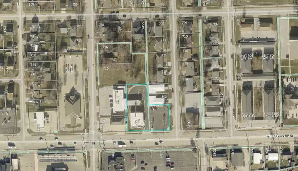 3414 Mt Vernon Road Se, Cedar Rapids, IA 52403