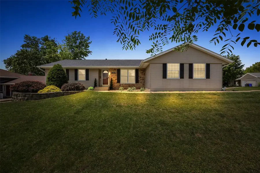 7417 Parkwood Lane Ne, Cedar Rapids, IA 52402 - #2
