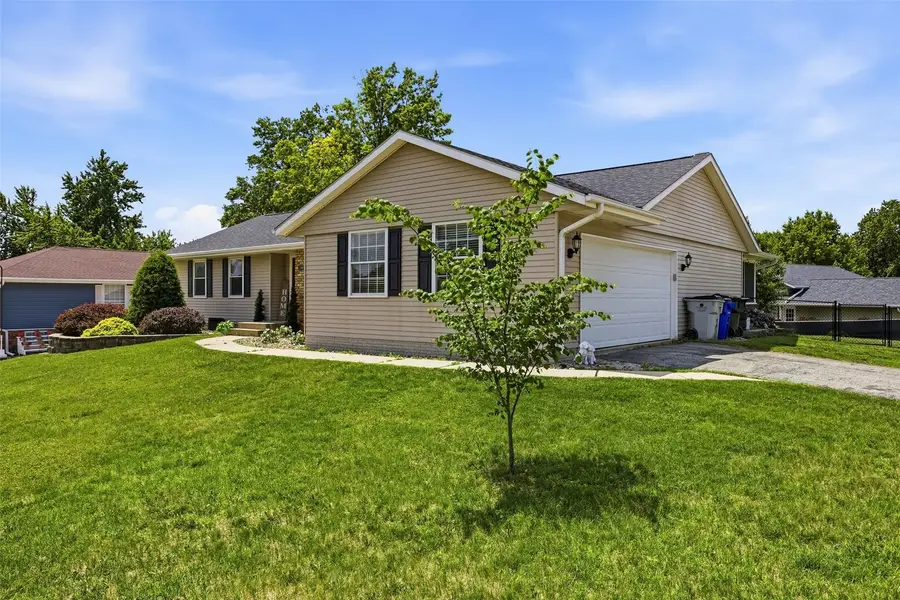 7417 Parkwood Lane Ne, Cedar Rapids, IA 52402 - #3