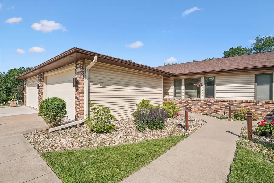 1585 Matterhorn Drive Ne, Cedar Rapids, IA 52402 - #3