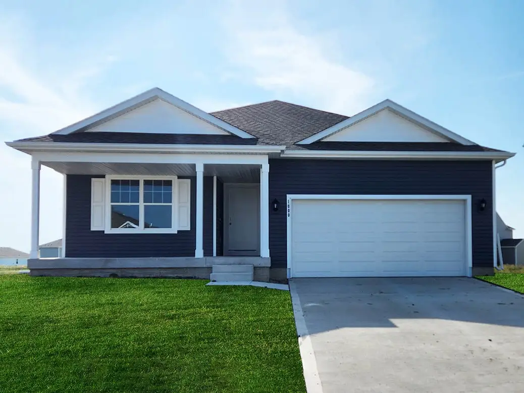 2782 Cecelia Drive, Hiawatha, IA 52233 - #1