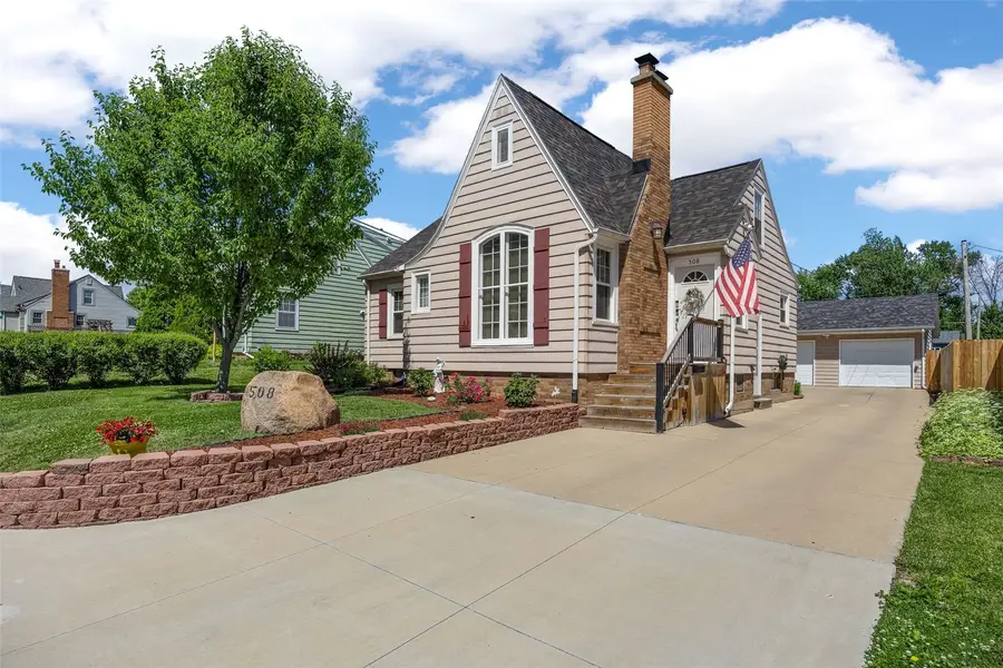 508 26th Street Se, Cedar Rapids, IA 52403 - #2