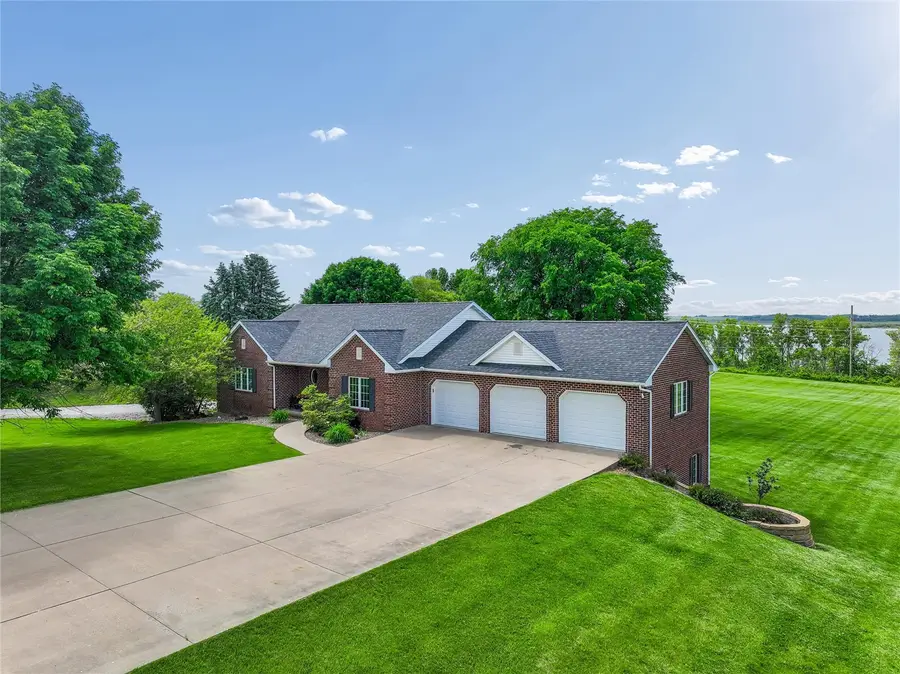 2765 Jeremy Court Nw, Swisher, IA 52338 - #3