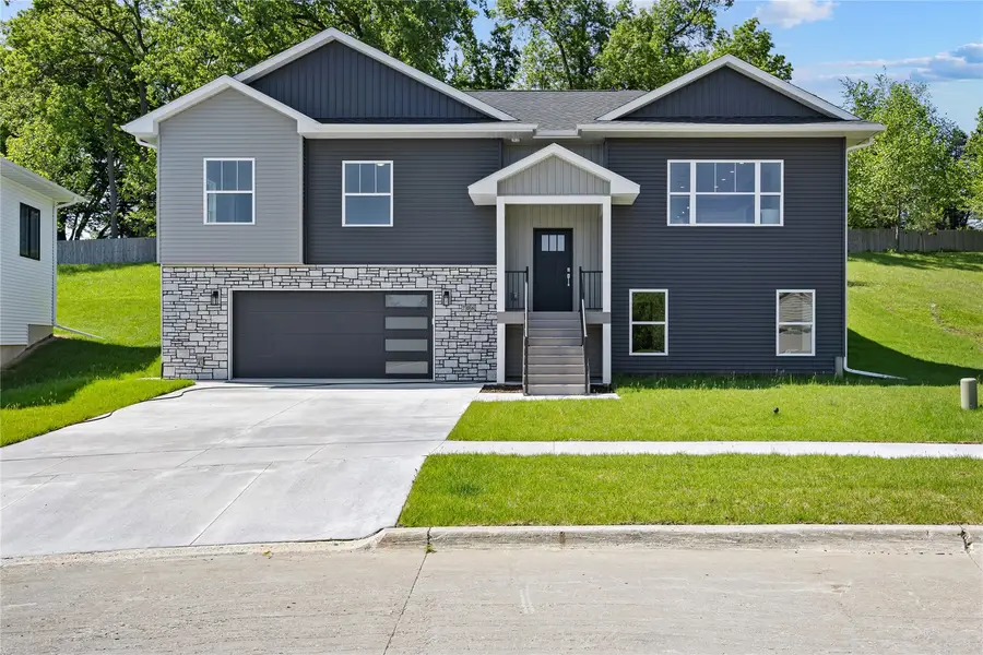 706 Silver Lane, Iowa City, IA 52245 - #3