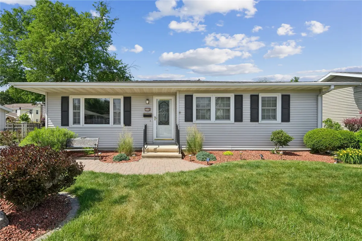 1530 Mcgowan Boulevard, Marion, IA 52302 - #1