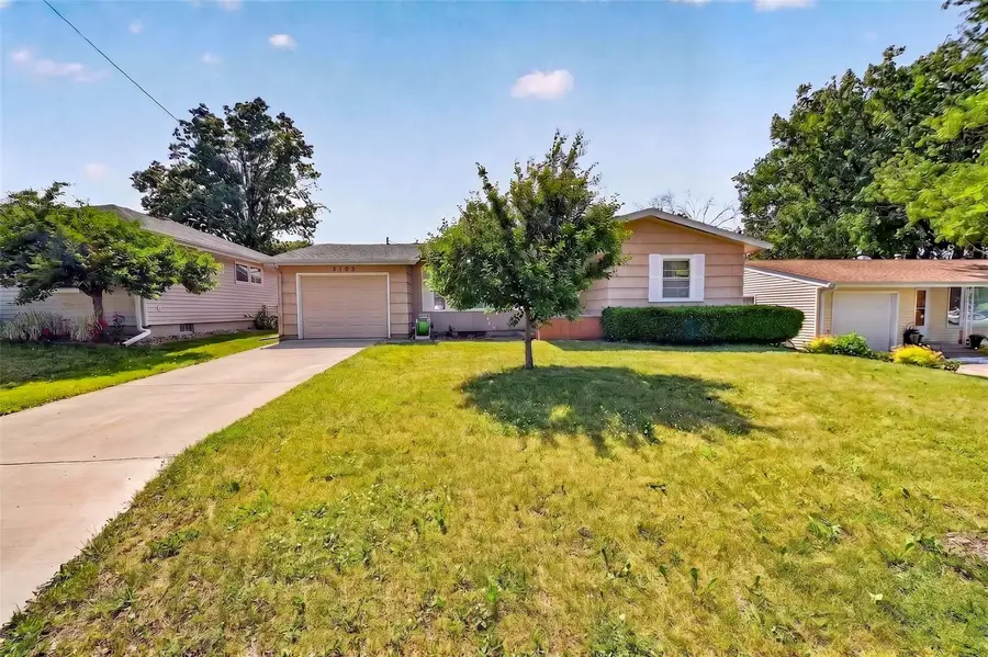 3105 Kenridge Drive Ne, Cedar Rapids, IA 52402 - #2