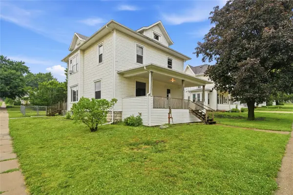 501 Broadway Street, Springville, IA 52336