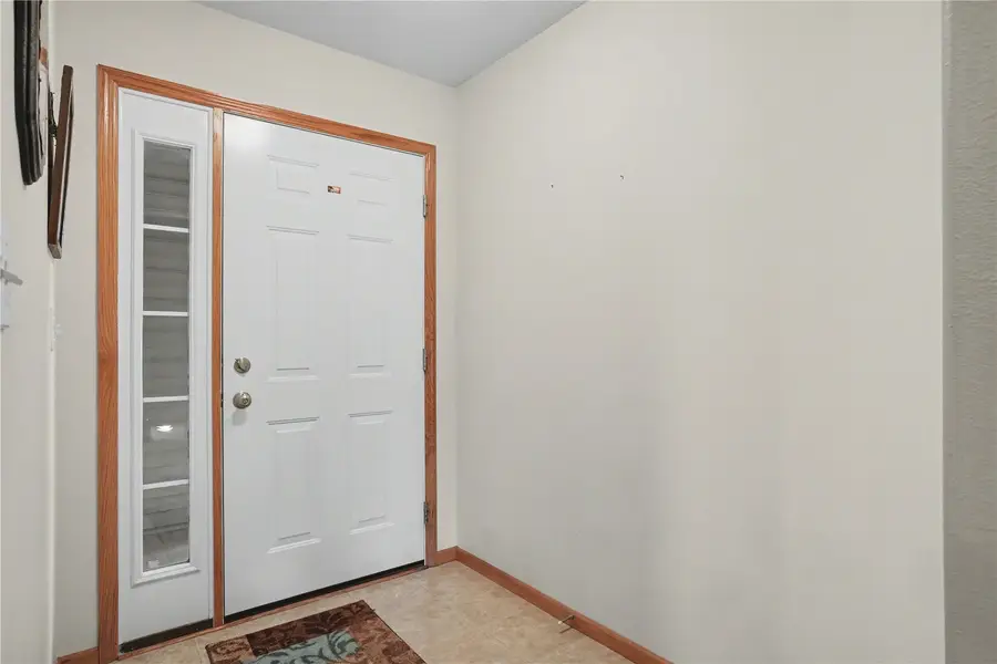 3625 37th Avenue Sw, Cedar Rapids, IA 52404 - #3
