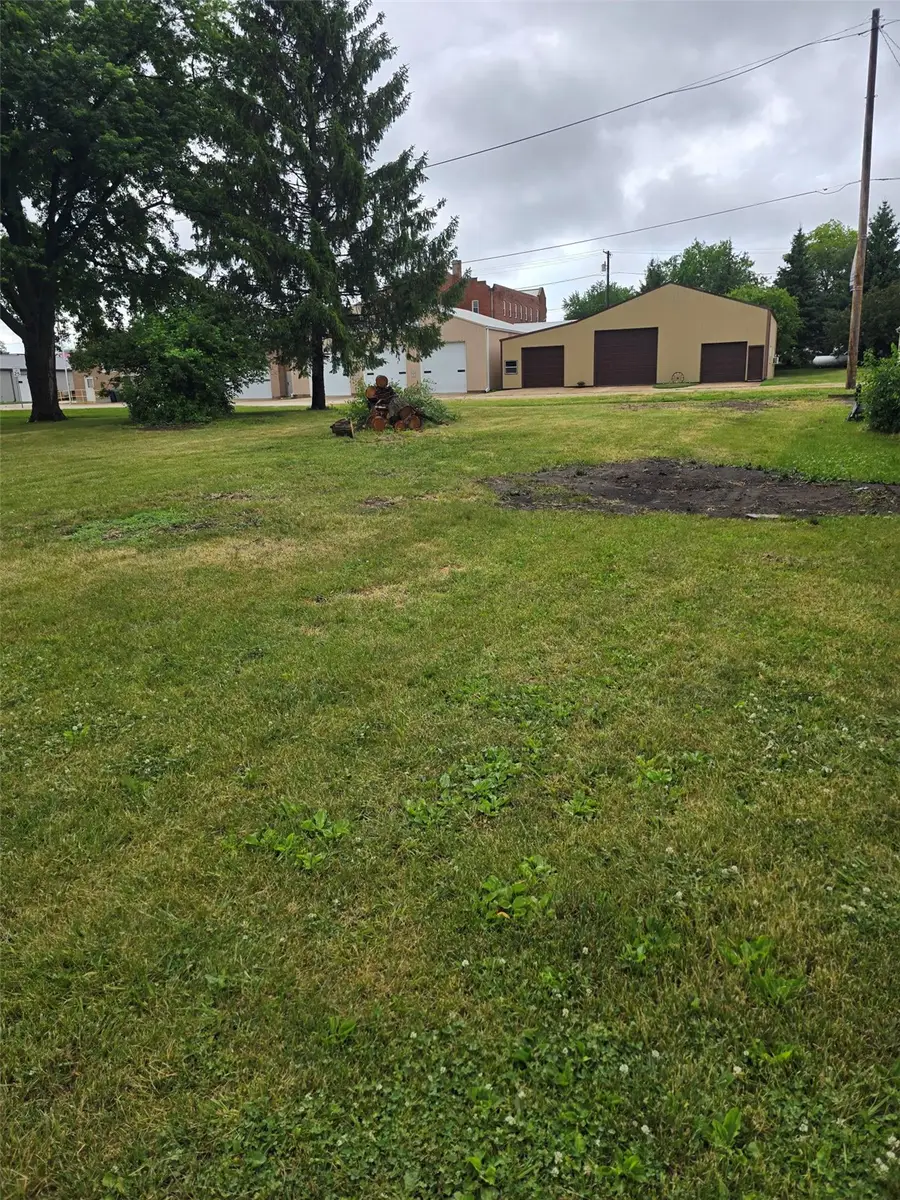 210 Main Street, Oxford Junction, IA 52323 - #3