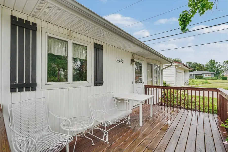 4403 Lee Street Ne, Cedar Rapids, IA 52402 - #3
