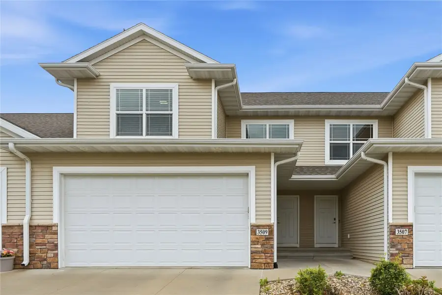 3509 Pioneer Avenue Se, Cedar Rapids, IA 52403 - #2