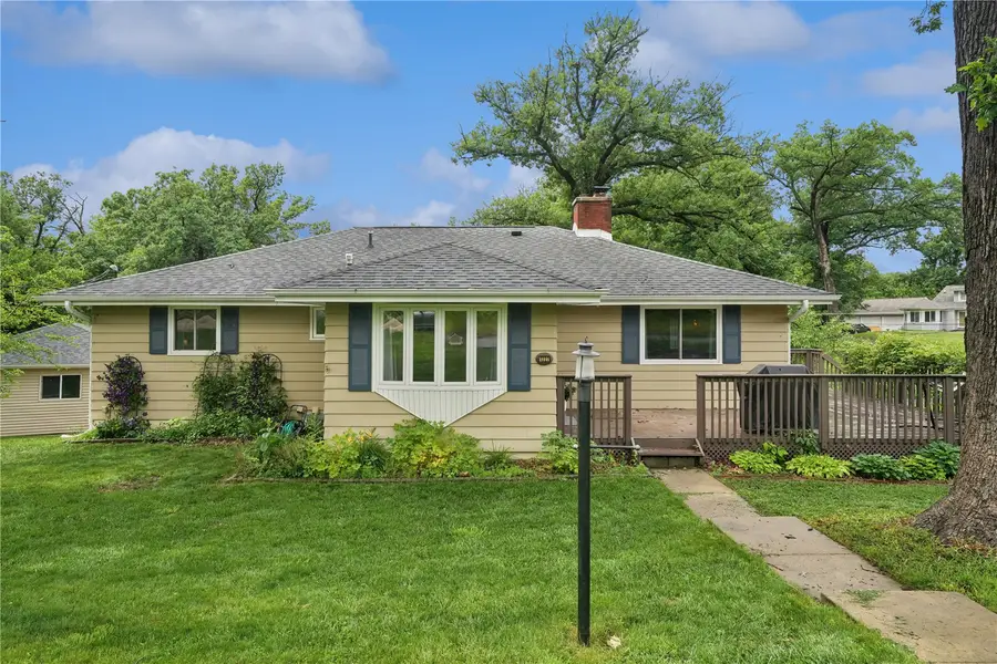1227 Glenwood Drive Nw, Cedar Rapids, IA 52405 - #3